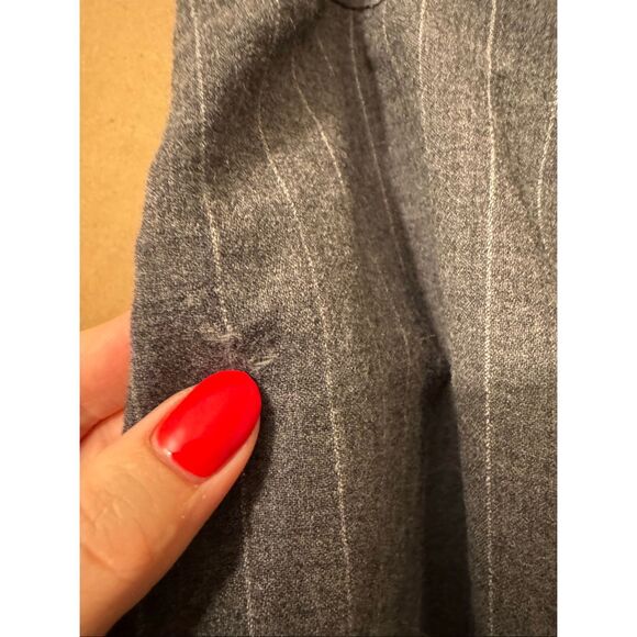 Georgio Armani Wool Skirt *note - Picture 7 of 8